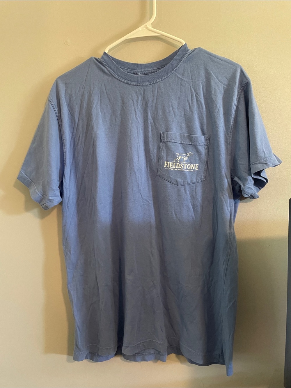 Fieldstone Men’s Short-Sleeve Pocket Tee — Blue